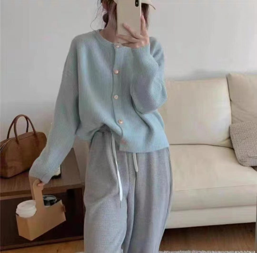 Damen-Strickjacke mit Rundhalsausschnitt