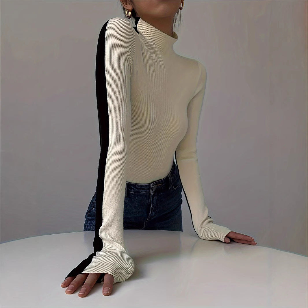Schwarz-Weiß mit hohem Kragen, gestrickter streifen Pullover