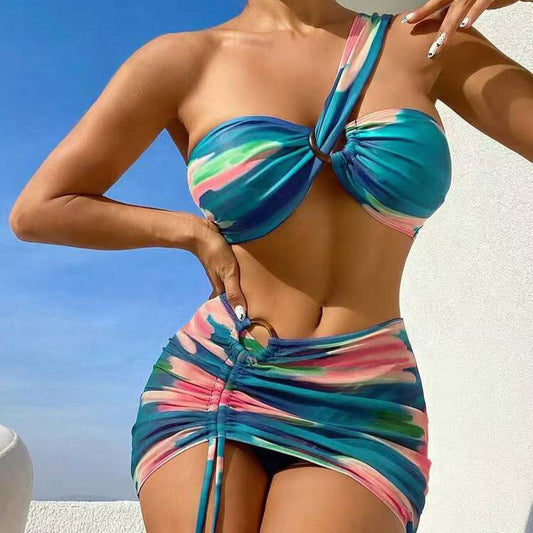 Dreiteiliger Bikini mit Farbverlauf und modischer Schulter
